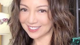 Ming Na Wen 8×10